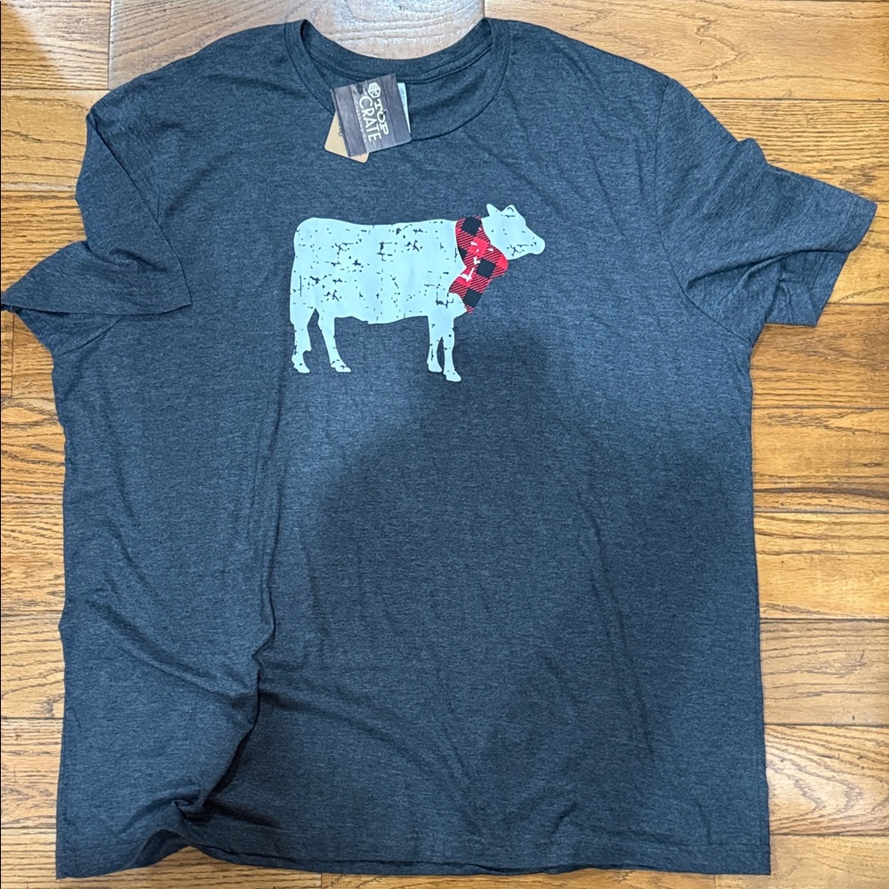 Christmas Winter Charcoal Gray Tee with Cow buffalo check scarf Graphic